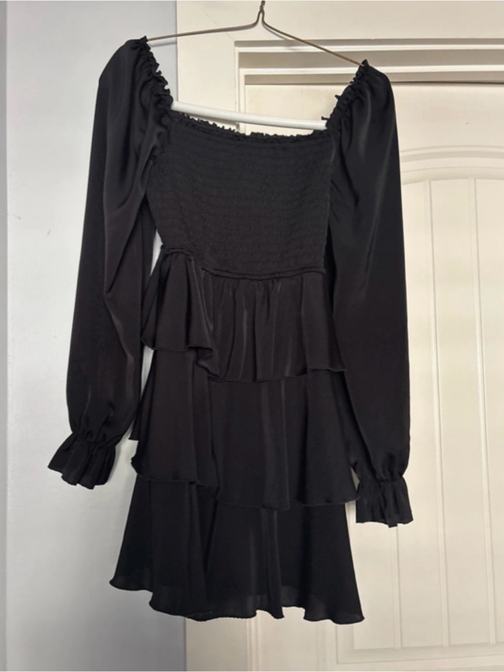 Black Long-Sleeve Tiered Mini Dress - Elegant Women's Dress